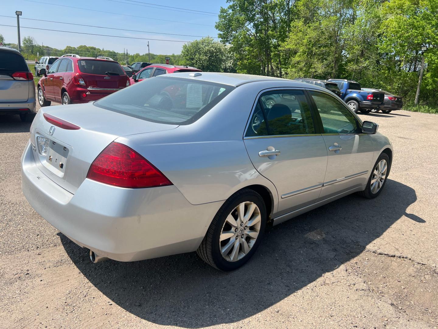 2007 Honda Accord (1HGCM66547A) , located at 17255 hwy 65 NE, Ham Lake, MN, 55304, 0.000000, 0.000000 - Photo#4